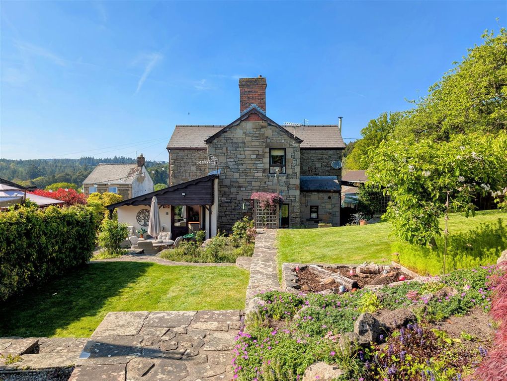 Property photo 1 of 26