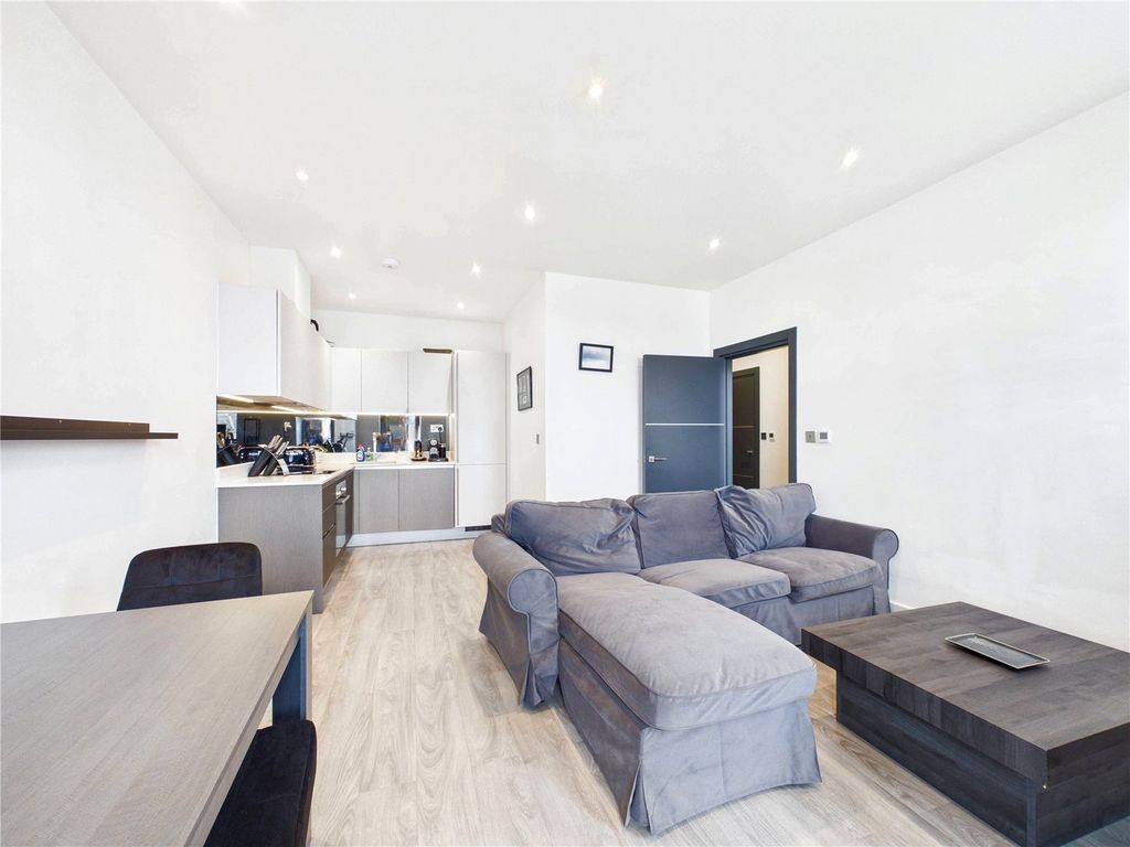 Property photo 2 of 11 Picture No. 05