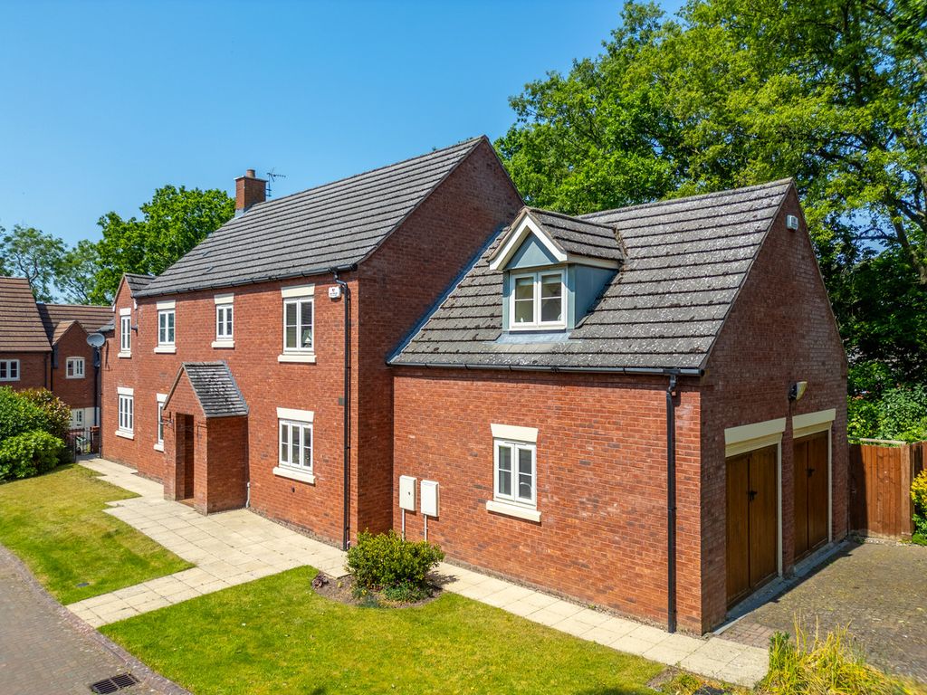 Property photo 1 of 48