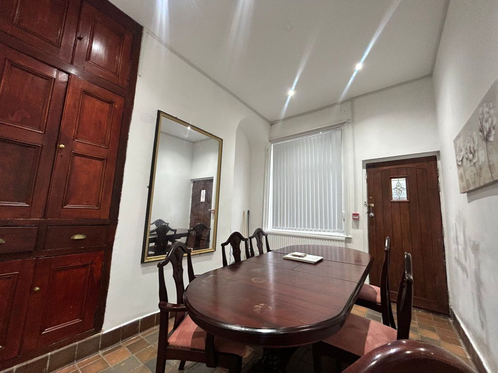 Property photo 3 of 16 Image