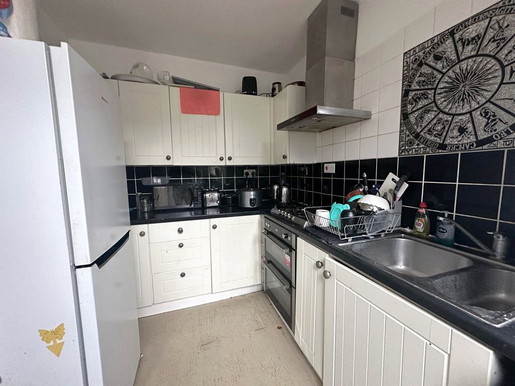 Property photo 3 of 10 Picture 3