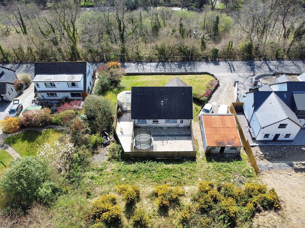 Property photo 2 of 34