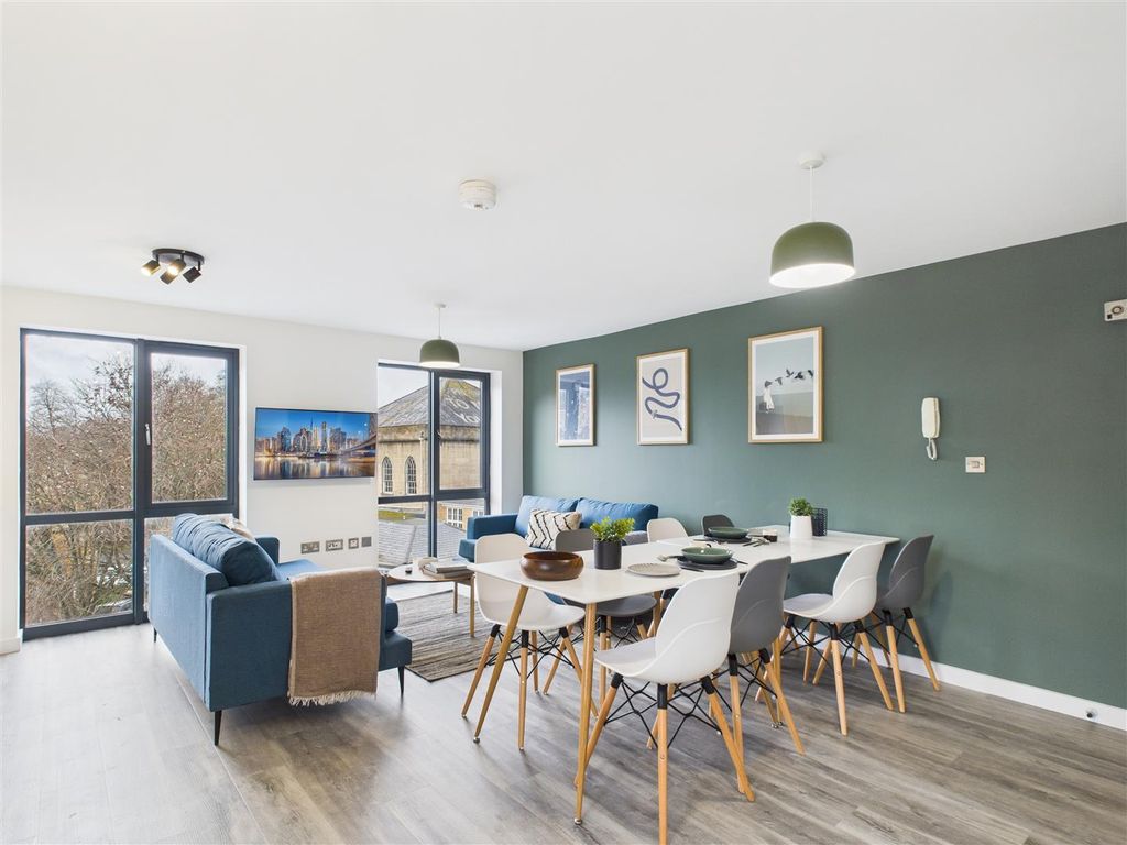 Property photo 1 of 23 Cam02131G0-Pr0143-Still006.Jpg