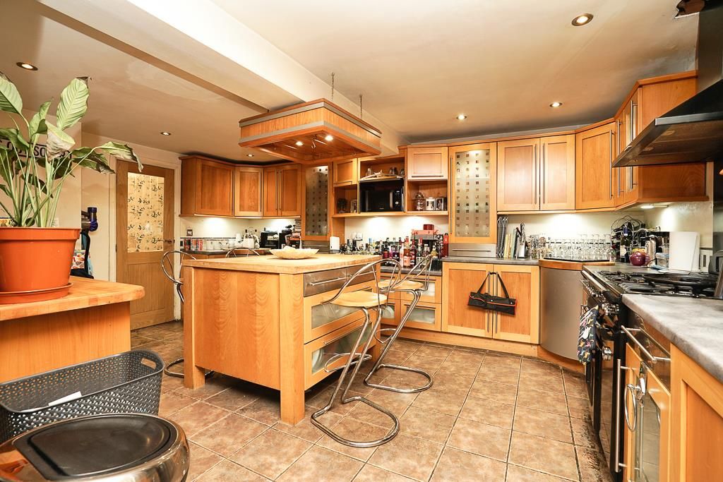 Property photo 2 of 16 Dsc00242.Jpg