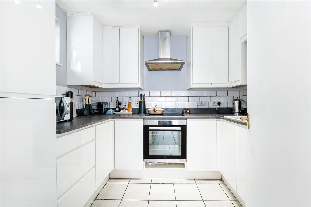 Property photo 2 of 14 Helliwell &amp; Co.