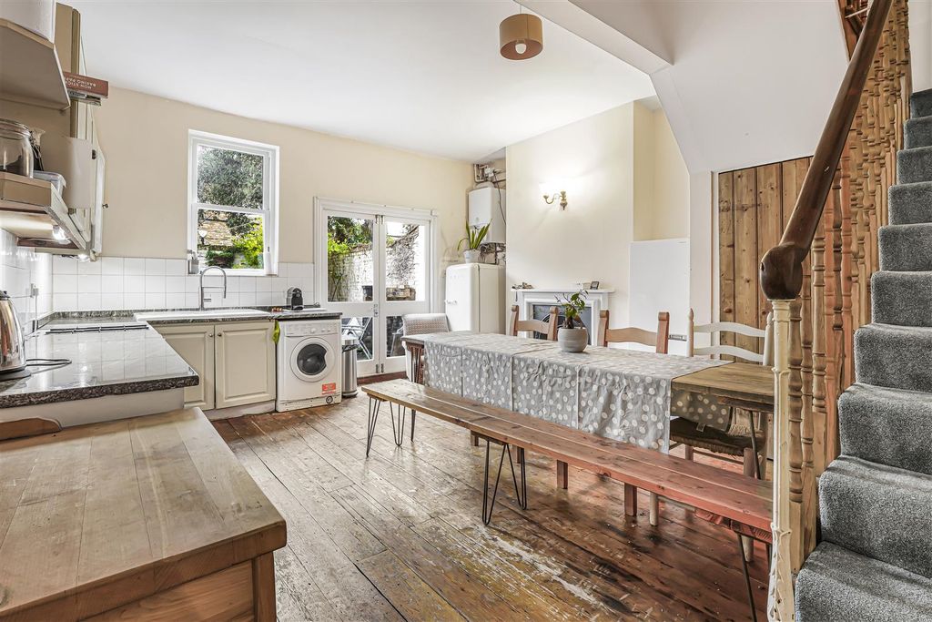 Property photo 3 of 12 Mnh06093.Jpg