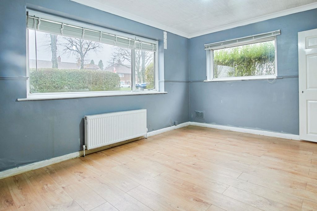 Property photo 3 of 15