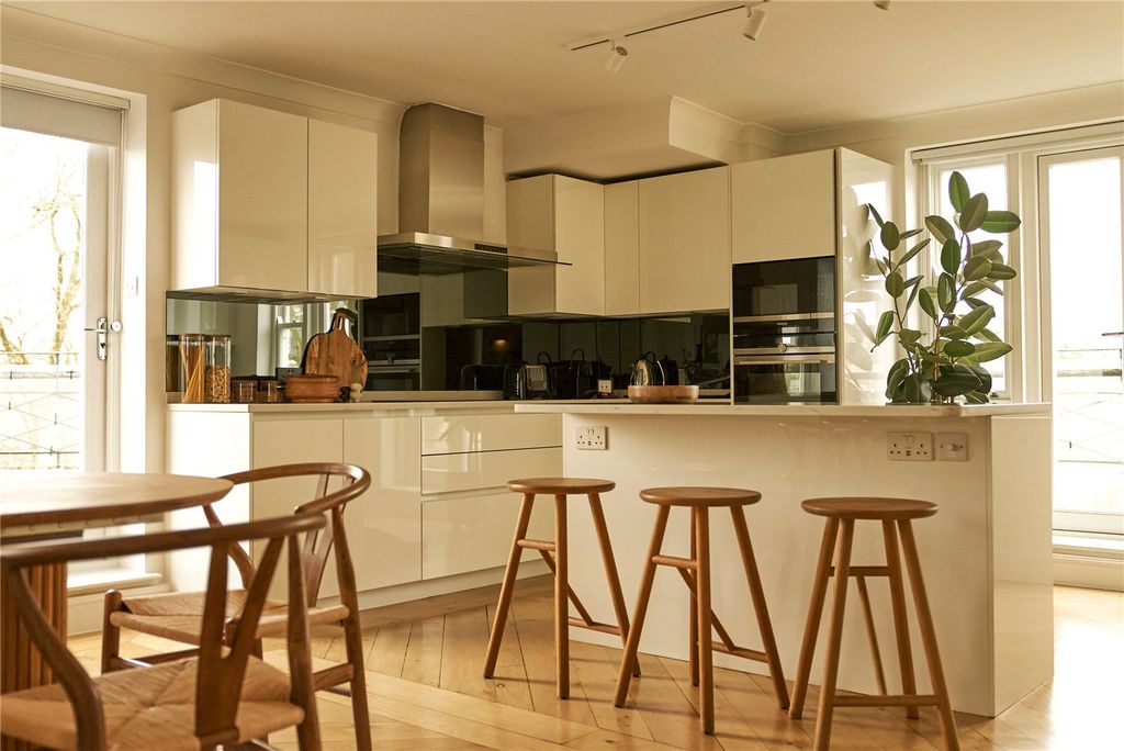 Property photo 2 of 15 Picture No. 58