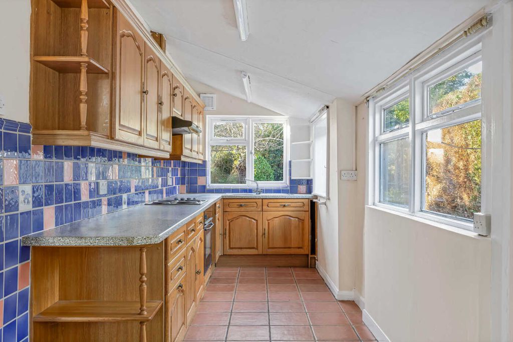 Property photo 3 of 29 Kitchen