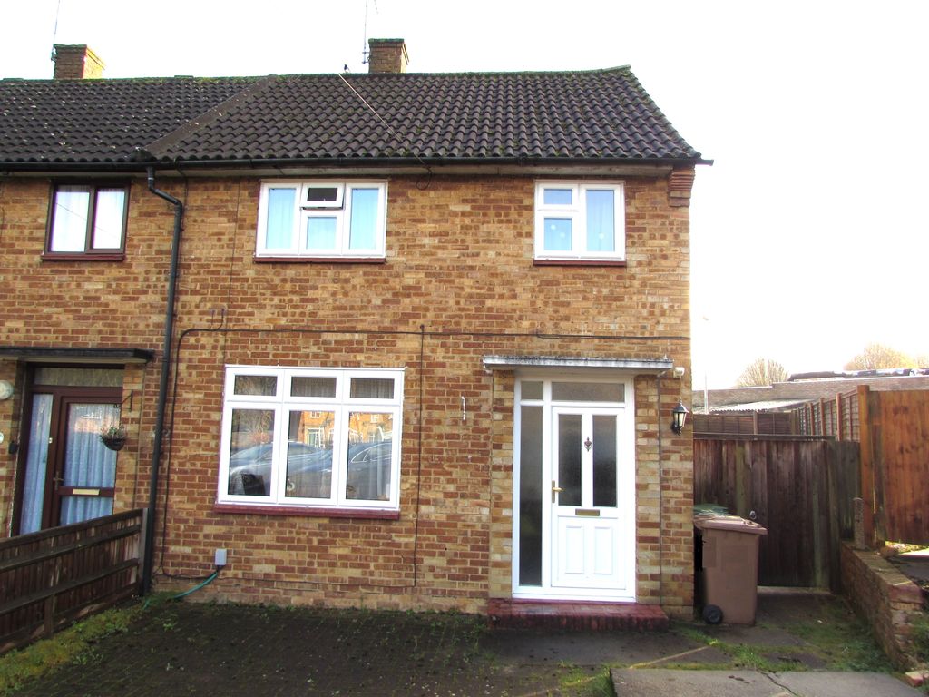 Property photo 1 of 6 Ashburnham Close, Carpenters Park, Watford, Hertfordshire Wd19