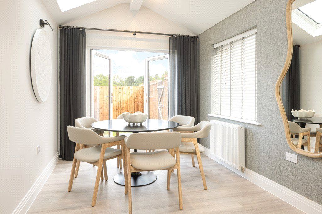 Property photo 2 of 13 Dining Area