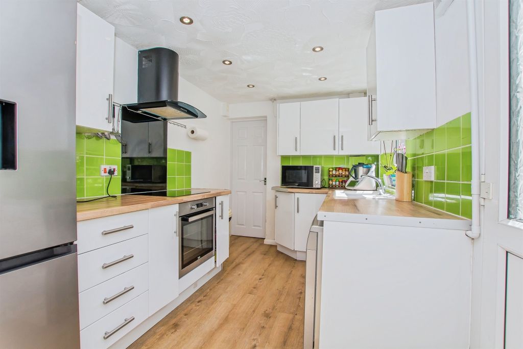 Property photo 2 of 22