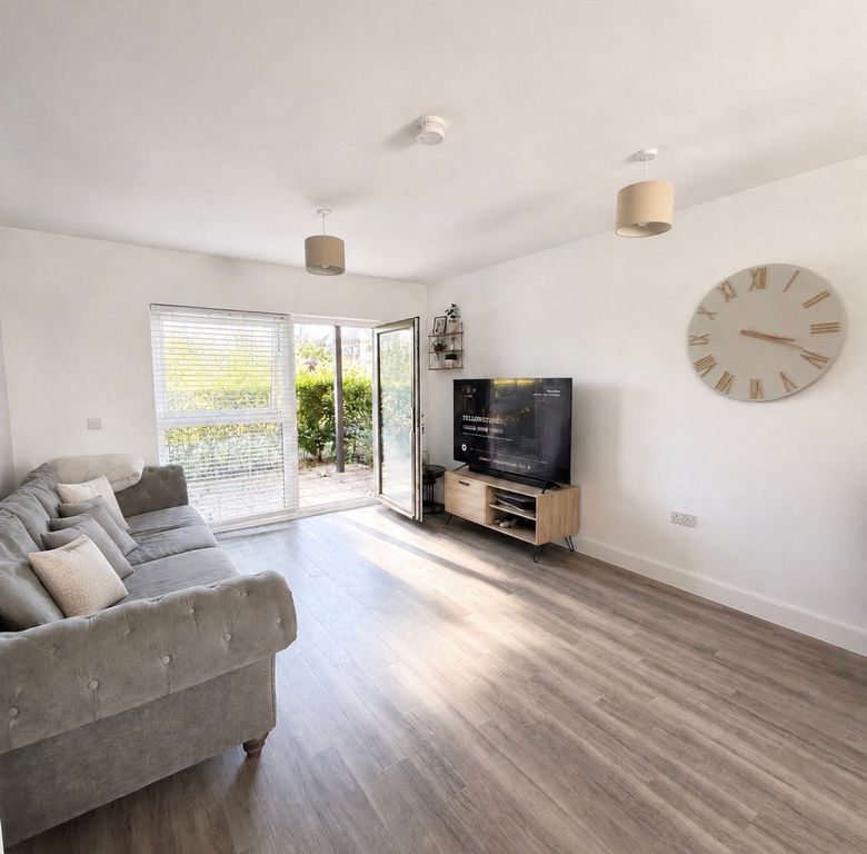 Property photo 1 of 19