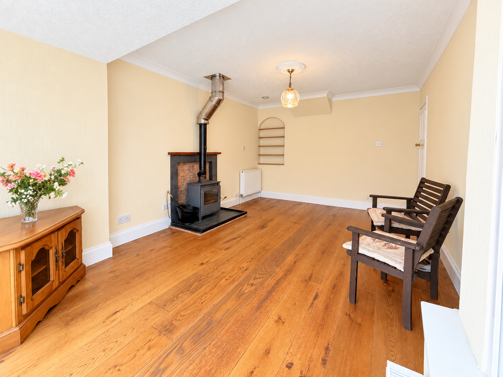 Property photo 3 of 17 Bc8C1E4A-3De3-4F9B-A0B8-71Bb2966B37B