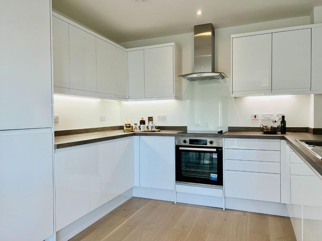 Property photo 2 of 15 Kitchen
