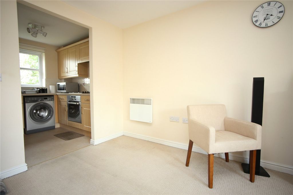 Property photo 3 of 7 Picture No. 05