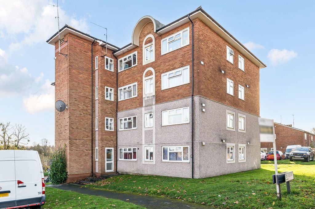 Property photo 1 of 13