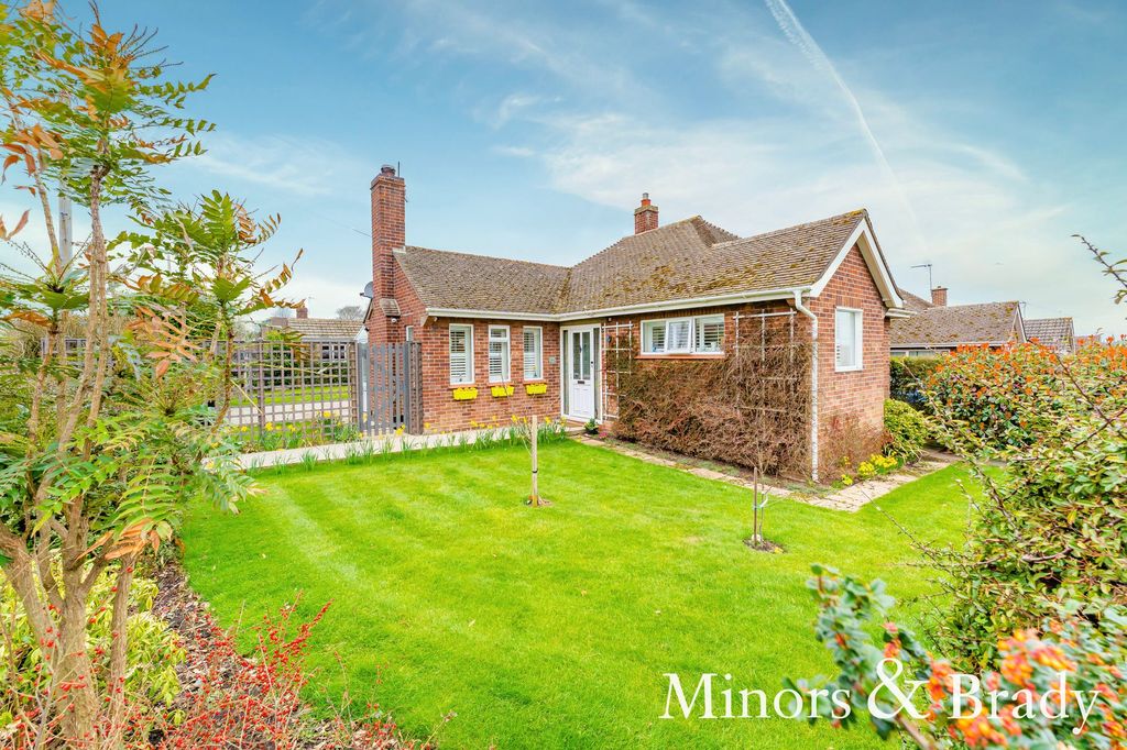 Property photo 1 of 23