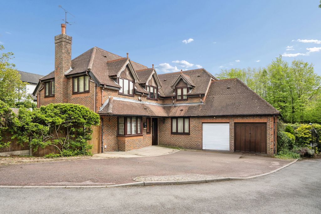 Property photo 1 of 13