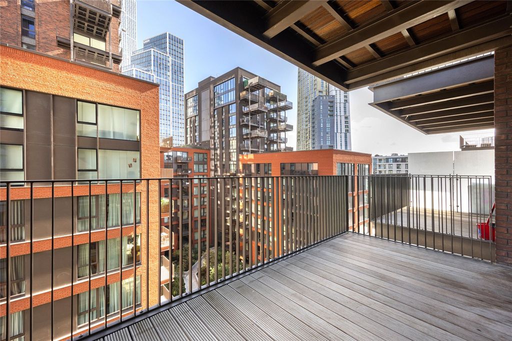 Property photo 1 of 24 Picture No. 14