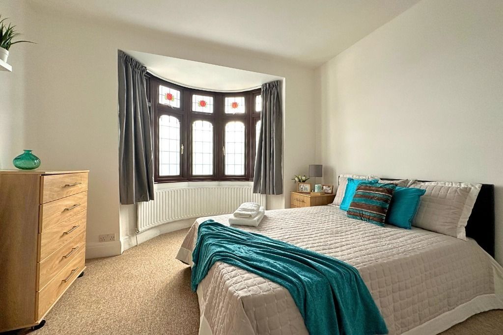 Property photo 2 of 13 4900353