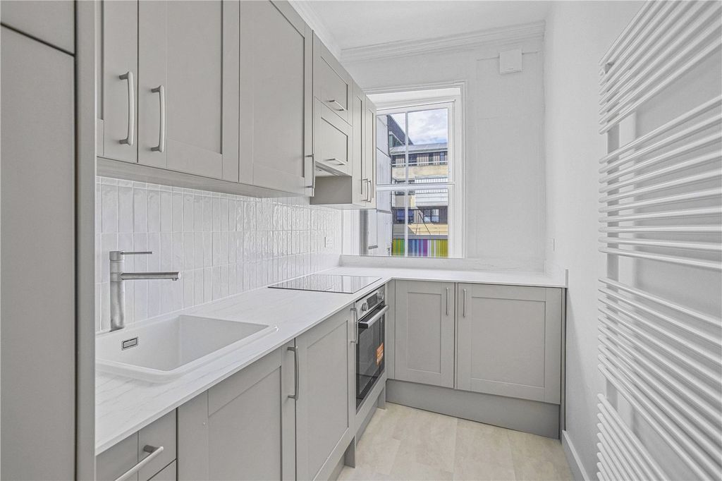 Property photo 2 of 10 Picture No. 01