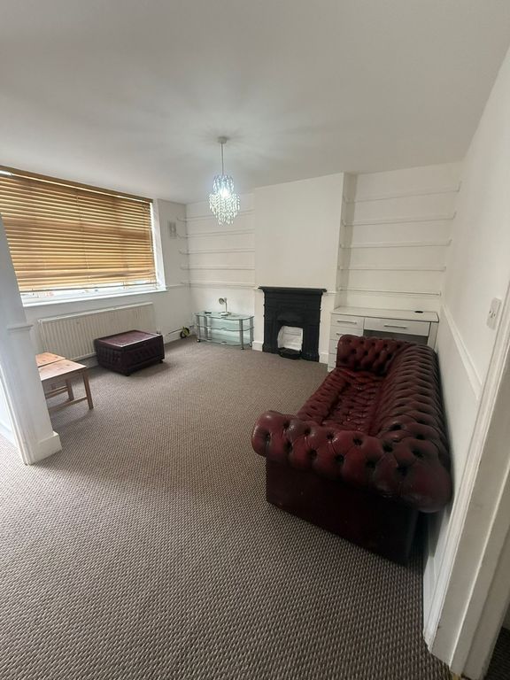 Property photo 3 of 21
