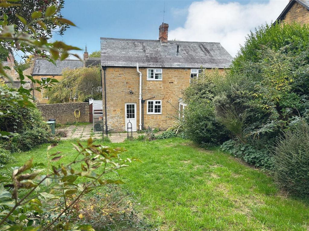 Property photo 2 of 12 Rear