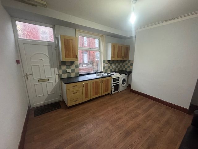 Property photo 2 of 10 Front Description 2