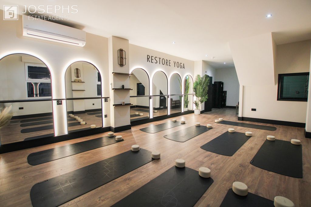 Property photo 3 of 6