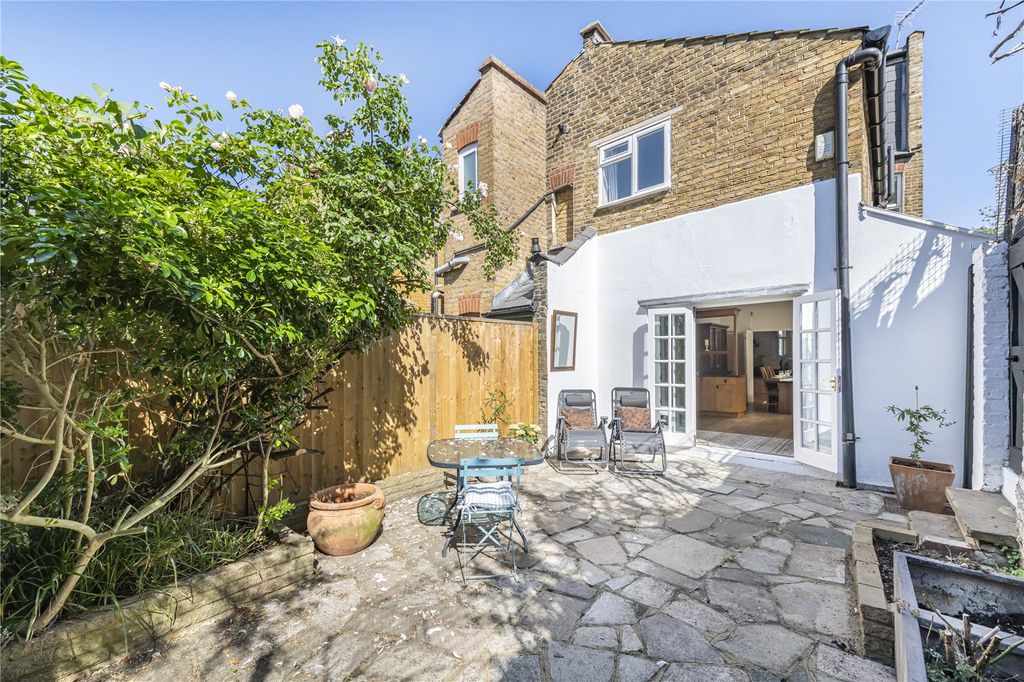Property photo 2 of 47 Picture No. 60