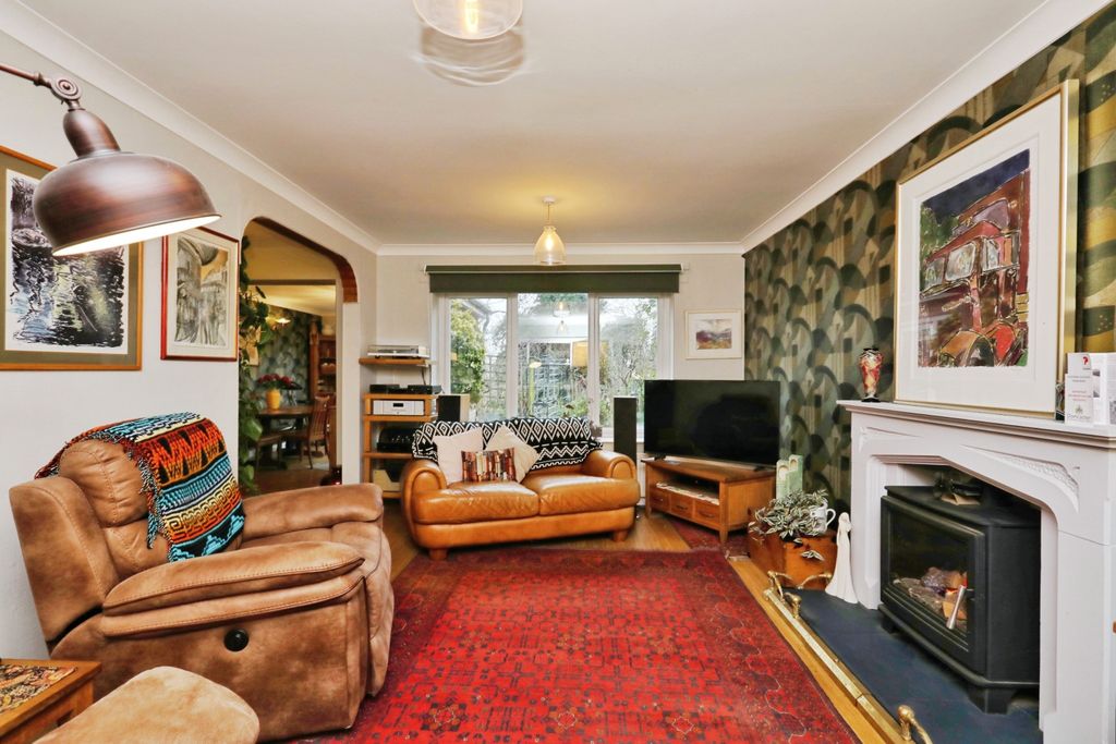 Property photo 2 of 15