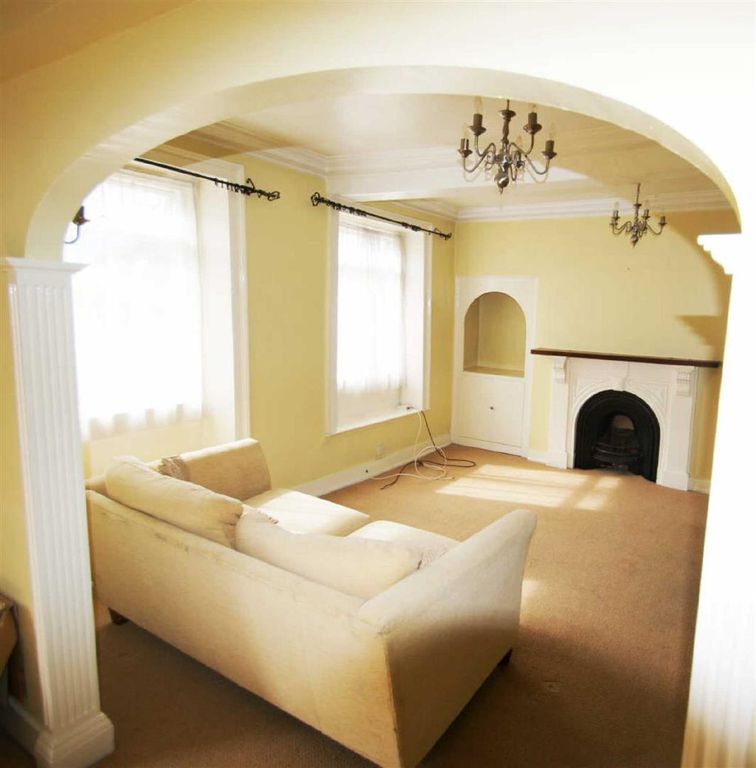 Property photo 2 of 4