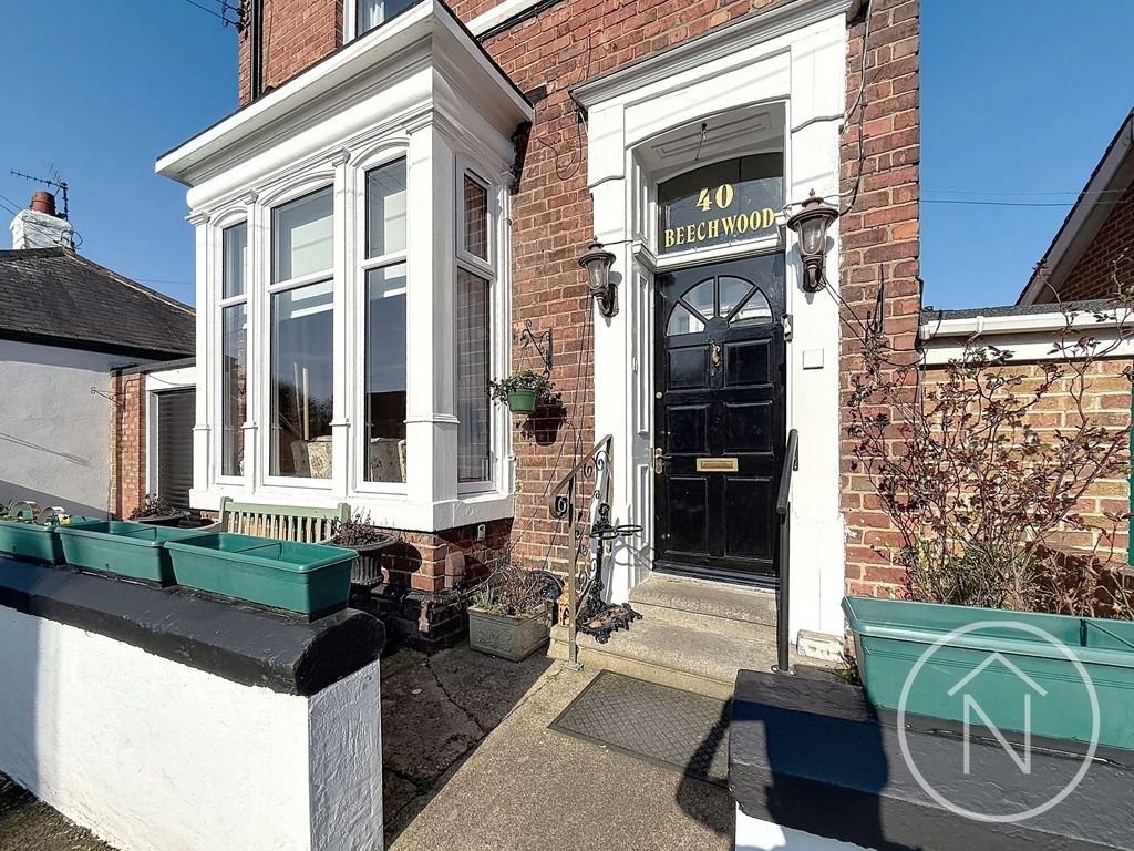 Property photo 1 of 25