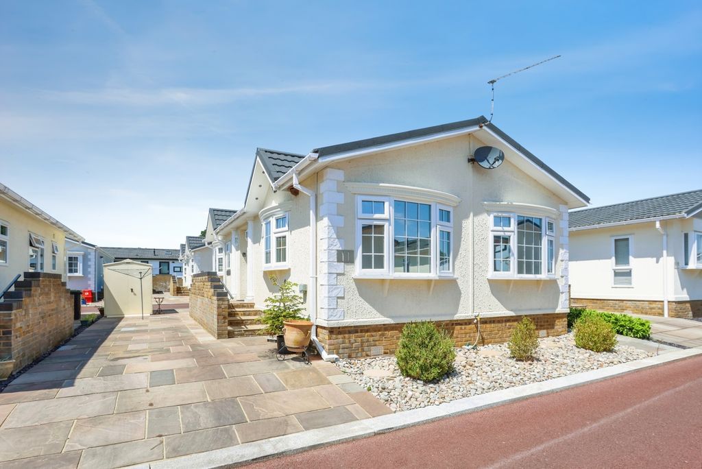 Property photo 1 of 20 Pbox-Img.Jpg