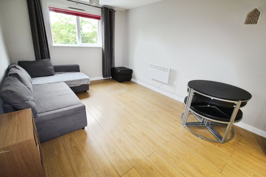 Property photo 2 of 7 Picture No. 02