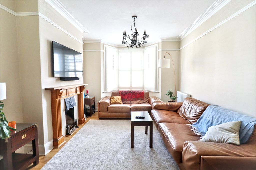 Property photo 2 of 14 Picture No. 02