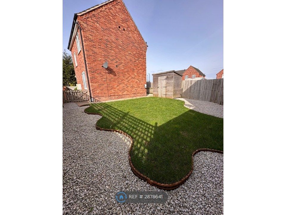 Property photo 3 of 28