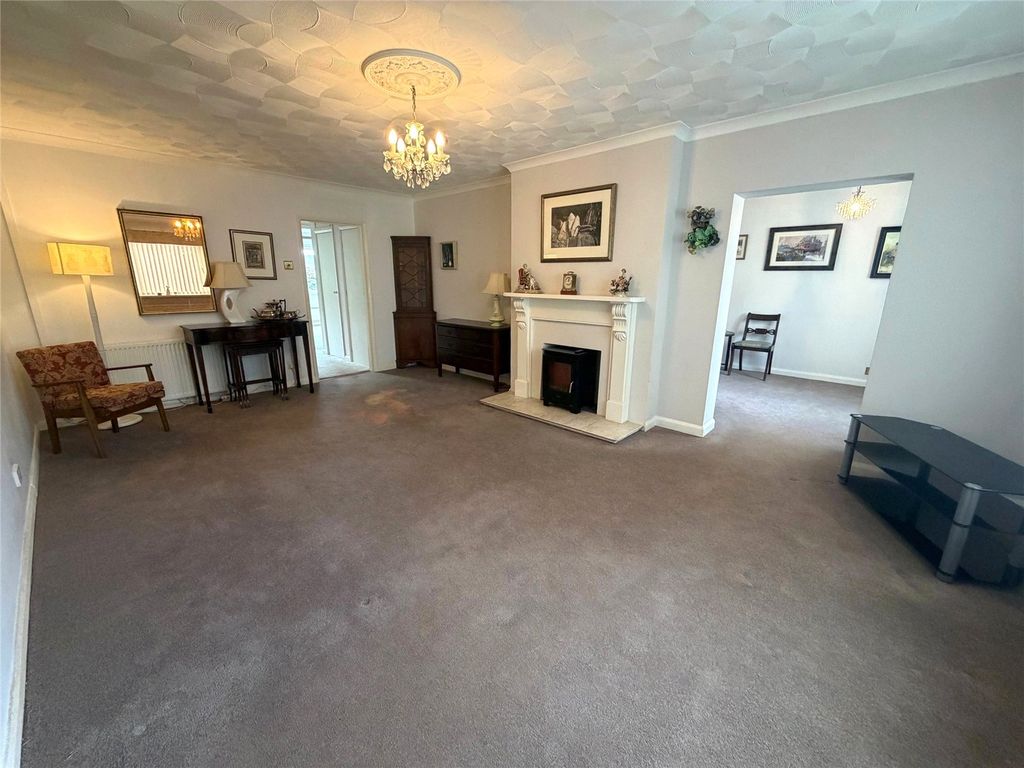 Property photo 2 of 23 Picture No. 03