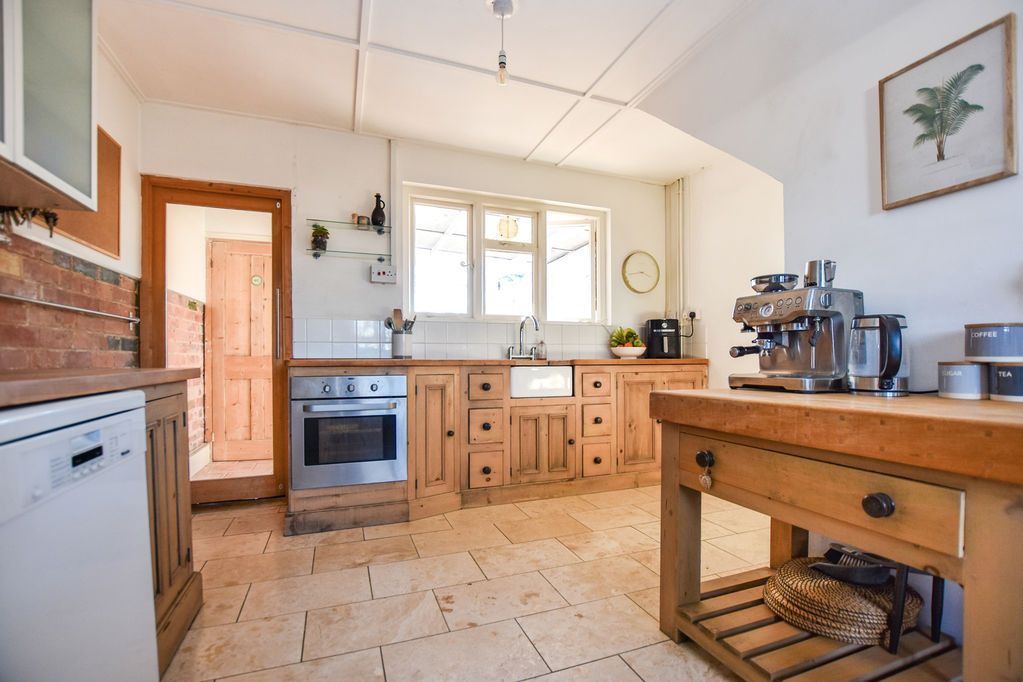 Property photo 2 of 29 Photo 14