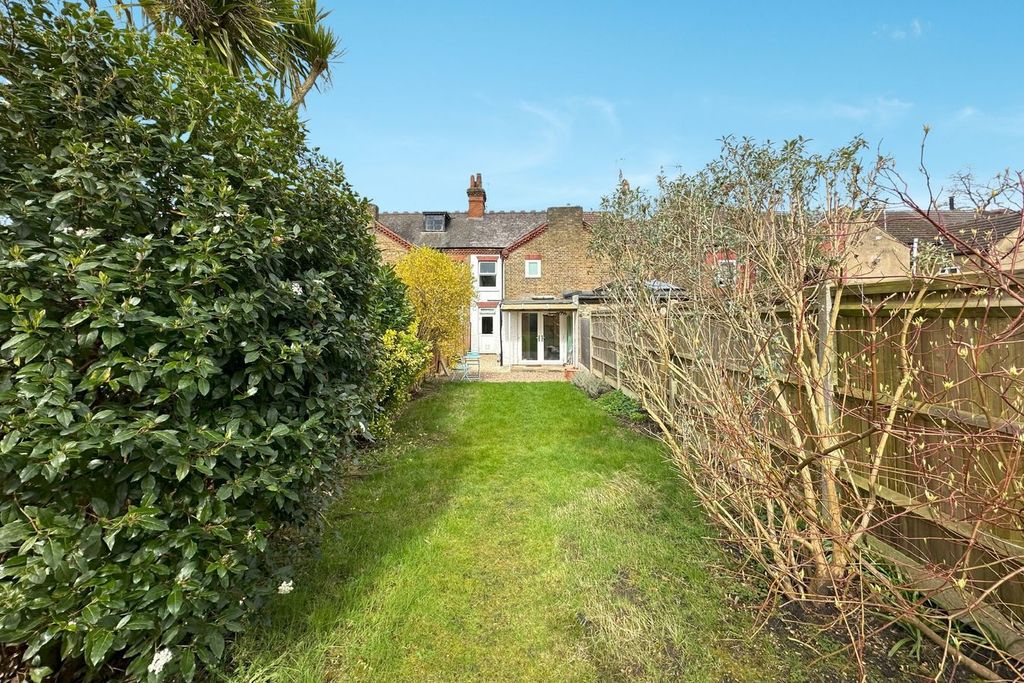 Property photo 2 of 14