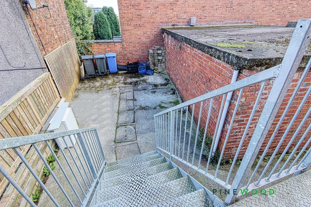 Property photo 3 of 15 Rear Courtyard