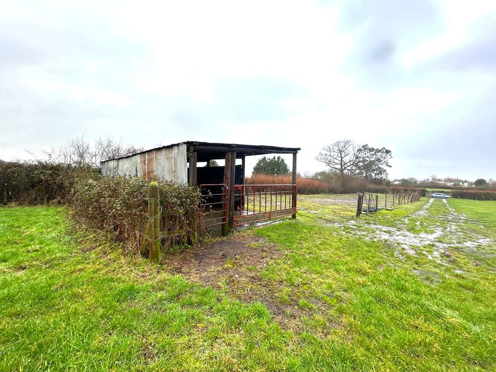 Property photo 3 of 9 Picture No. 14