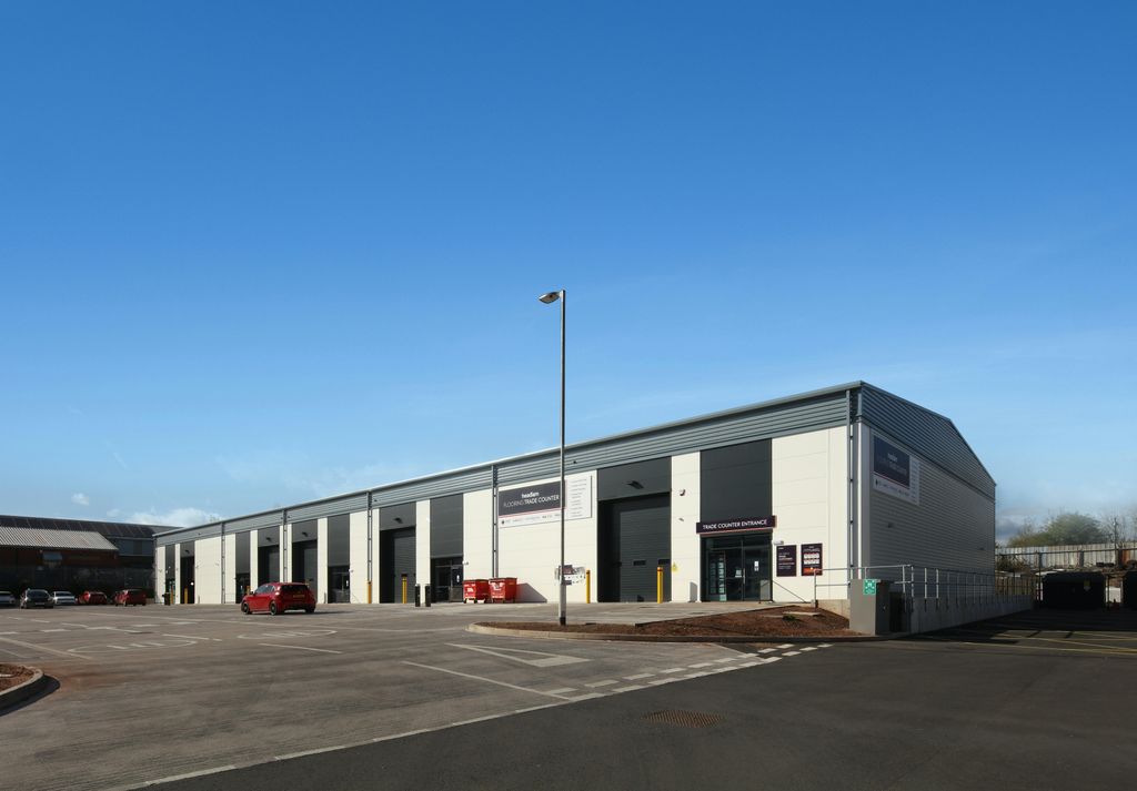 Property photo 1 of 7 0060524_Sky_Rt.Jpg