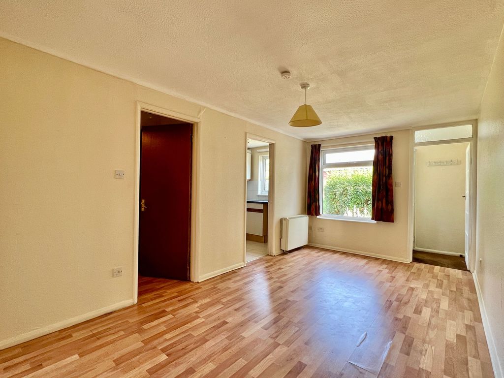 Property photo 2 of 10 Living Dining Room