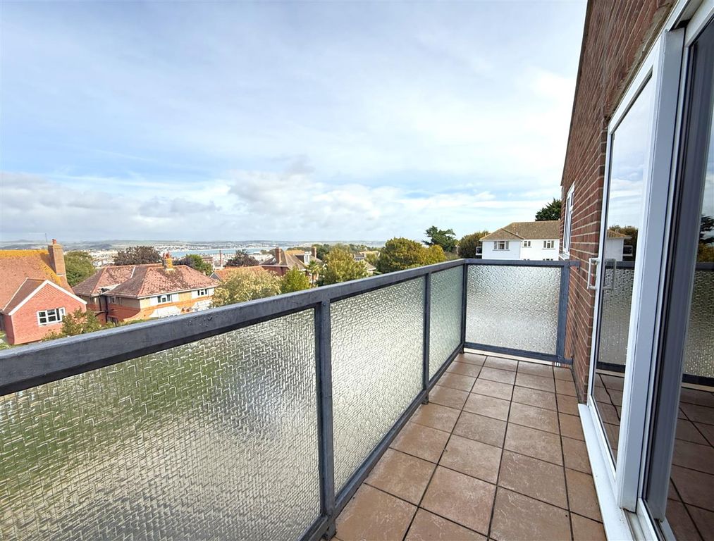 Property photo 3 of 14 3..Jpg