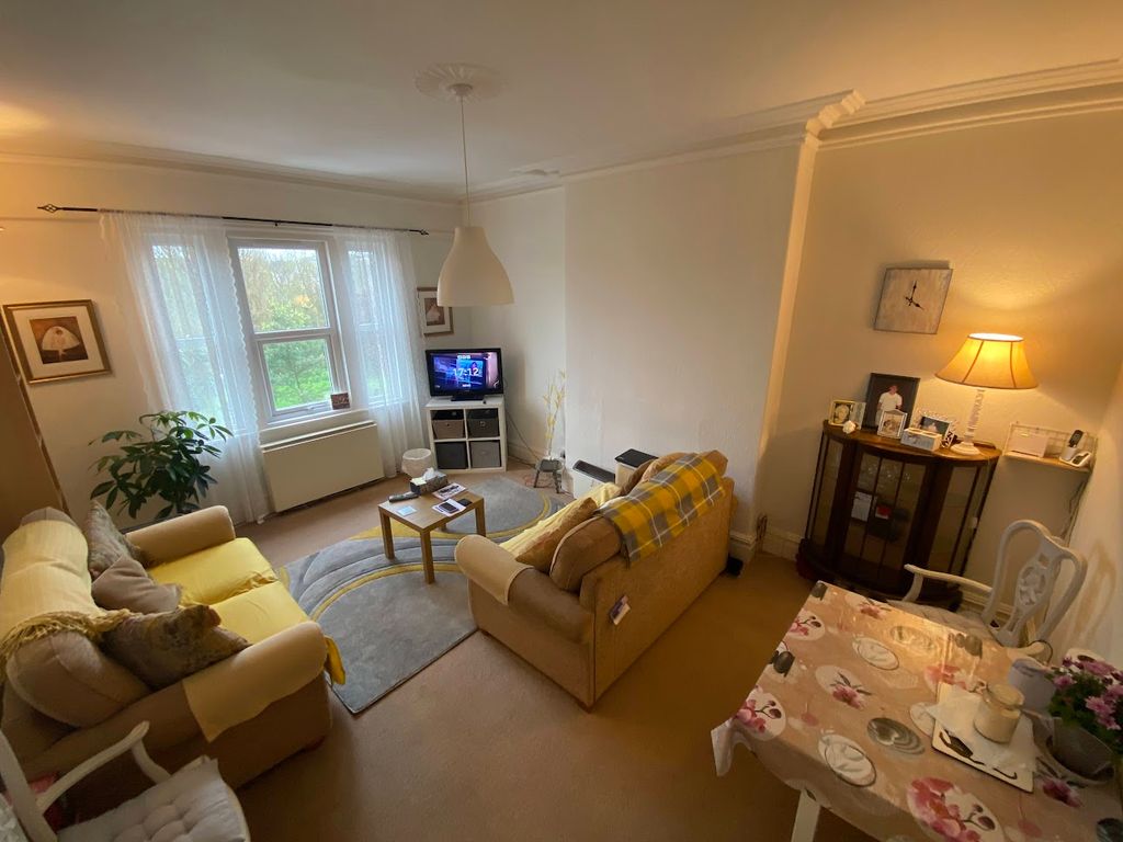 Property photo 3 of 22