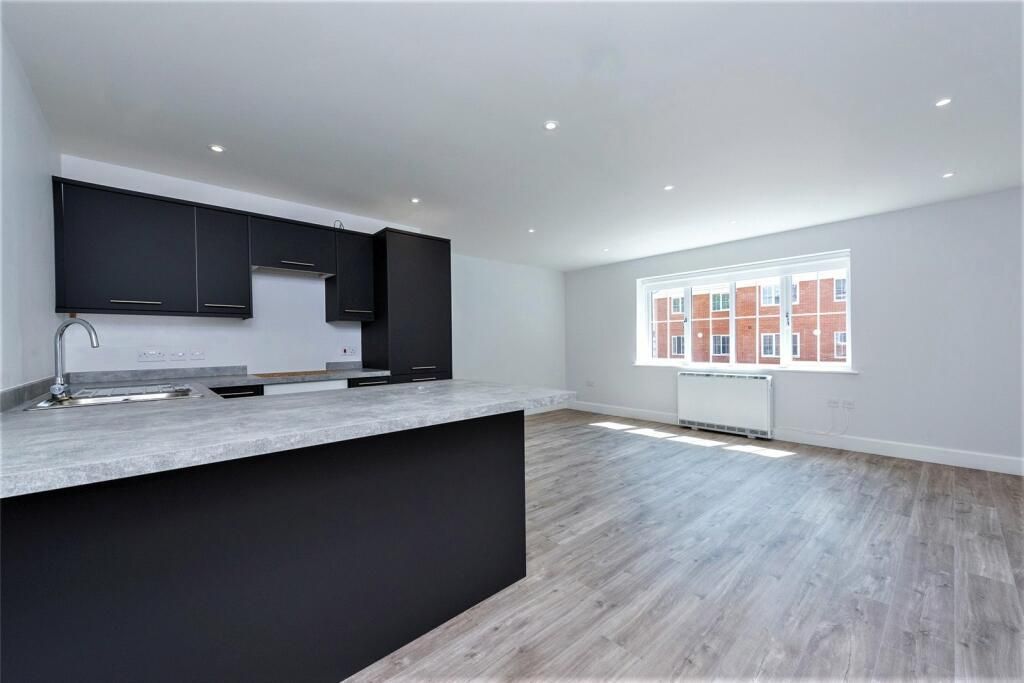 Property photo 2 of 7 703d714B2E49A96De9A0Dedf9B9c287A.Jpg