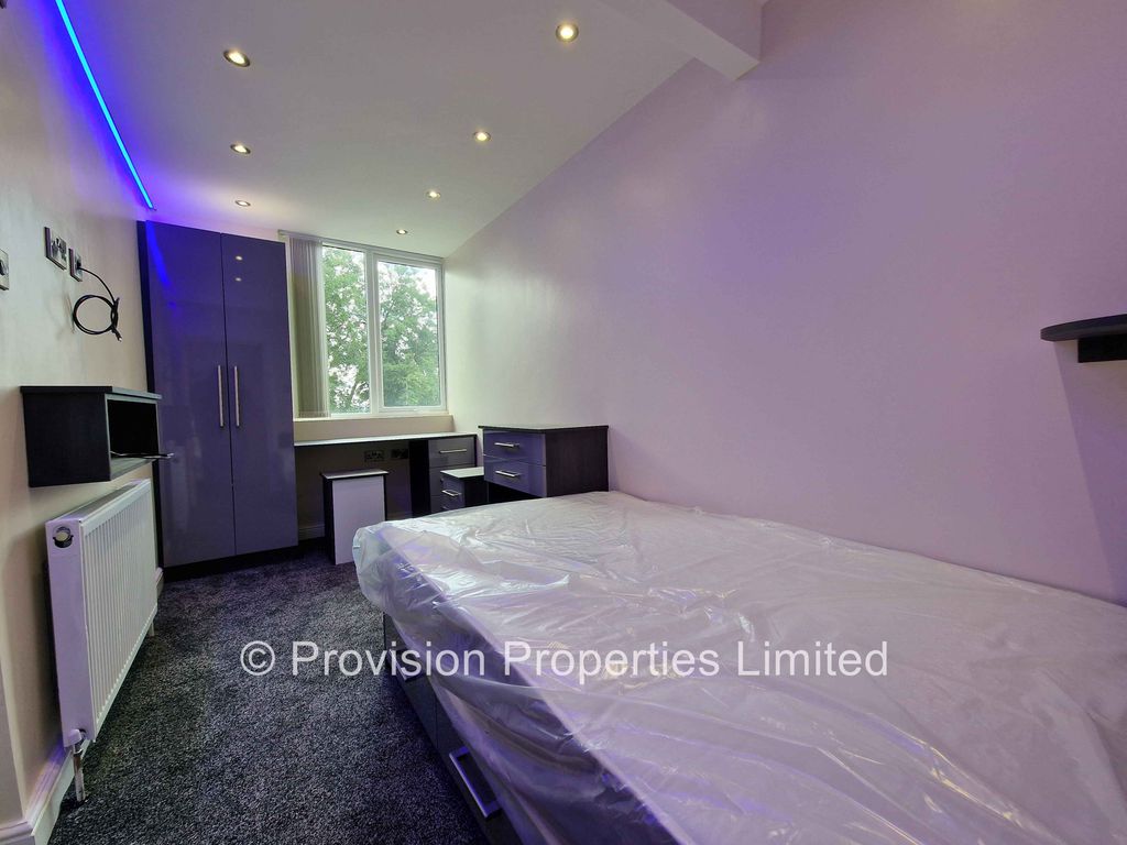 Property photo 2 of 8 Photo