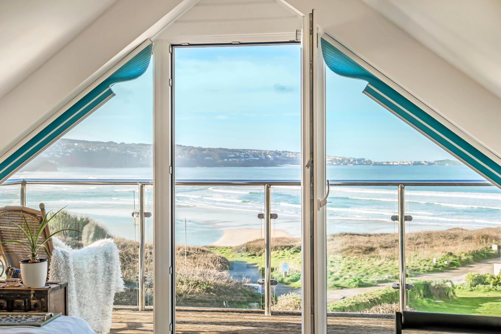 Property photo 2 of 19 Photo 2